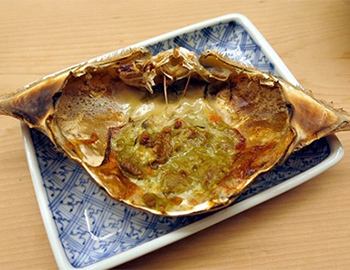 ワタリガニを焼く 魚殿 富山湾の鮮魚 海鮮物等を産地直送でお届けする通販サイト